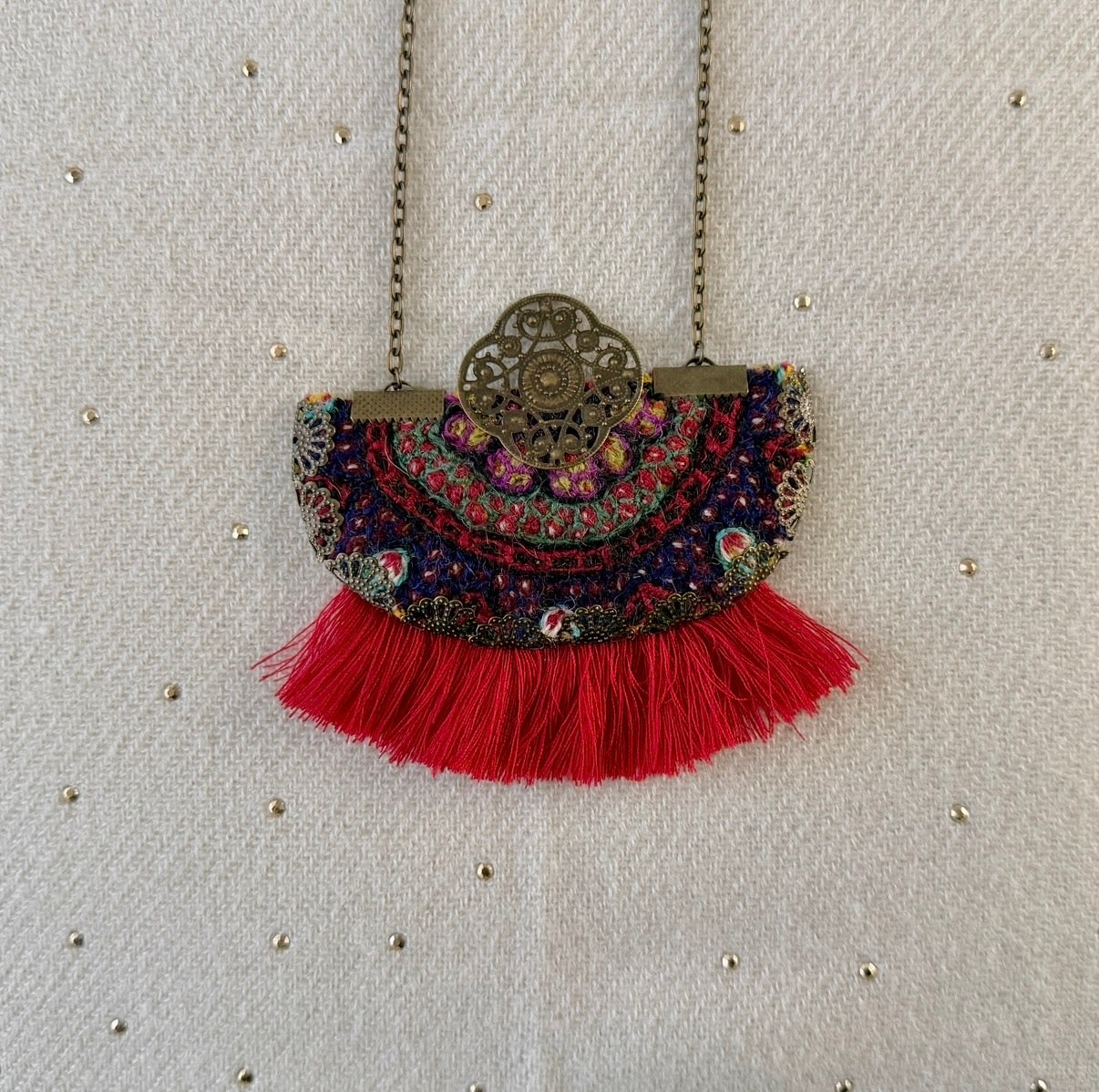 Large Needlework Necklace 017