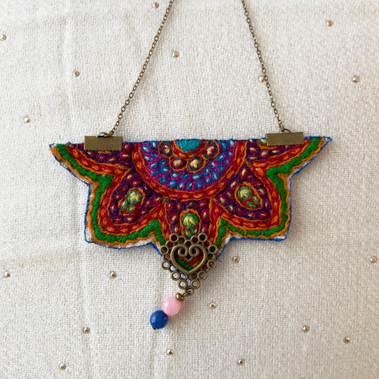 Large Needlework Necklace 010